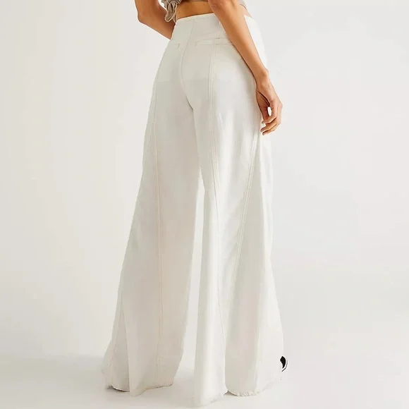 💫HP💫 NWTS FP SUPER WIDE LEG JEANS (30) - Picture 4 of 14